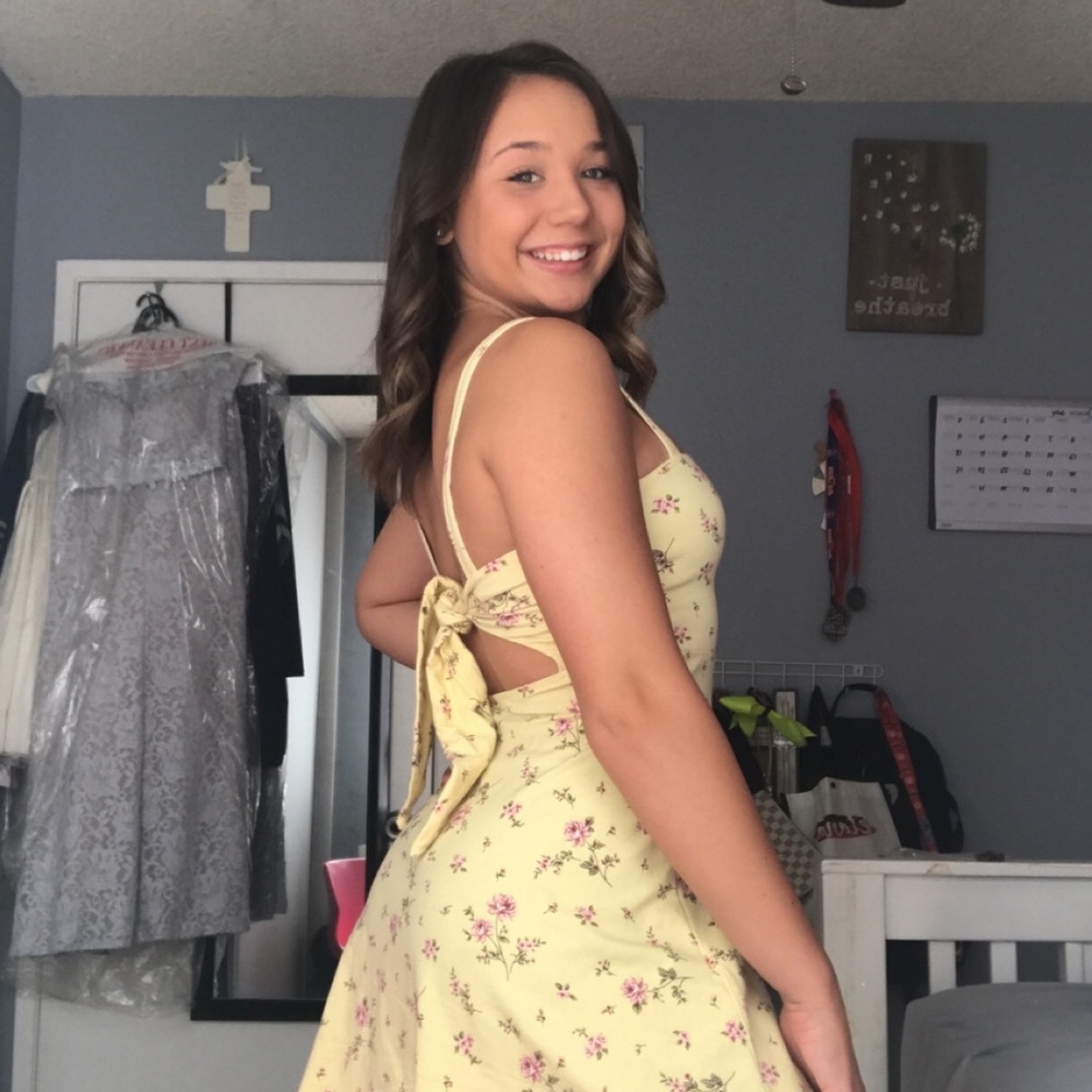 Meet your Posher, Hailey